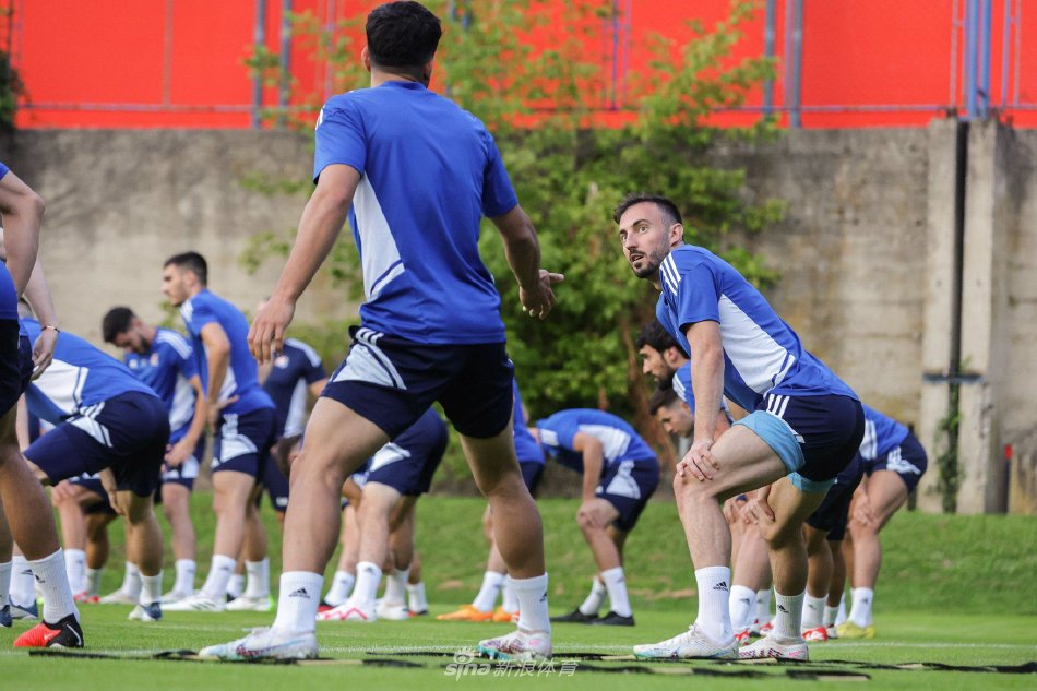 关系也备受 关系也备受