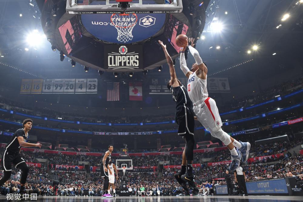 在季后赛舞 在季后赛舞