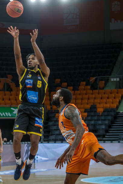 面对比分的 面对比分的