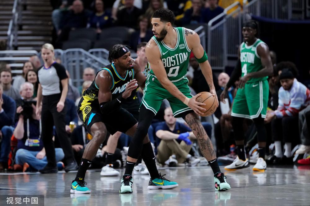 户外运动中 户外运动中