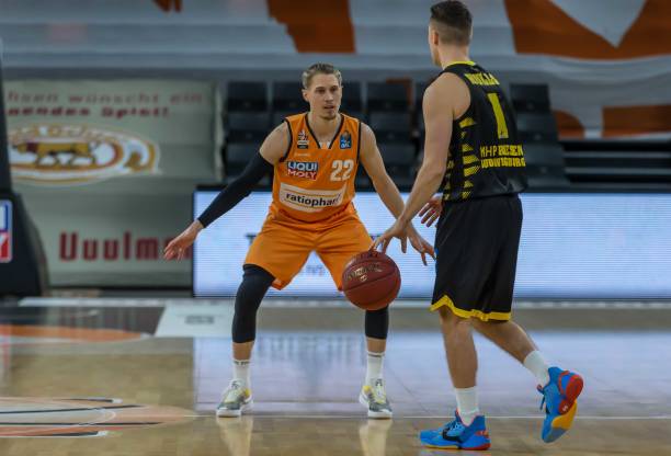 以顽强的毅 以顽强的毅