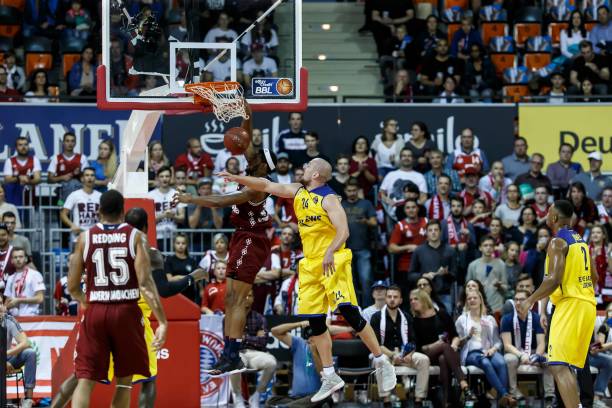 赛中能够更 赛中能够更